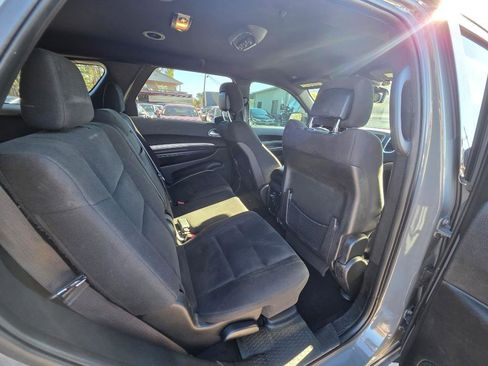 Used 2019 Dodge Durango SXT image 11
