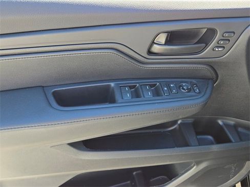 Certified 2025 Honda Odyssey Sport-L image 25