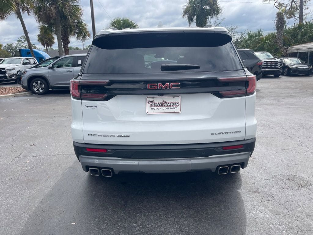 Used 2026 GMC Acadia Elevation w/ Elevation Premium Package AWD/4WD image 4