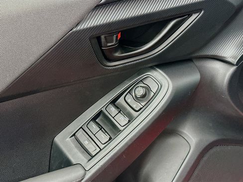 Used 2024 Subaru Crosstrek 2.0i Premium image 15