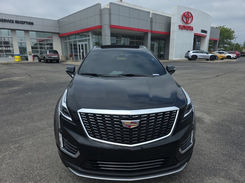 Used 2024 Cadillac XT5 Premium Luxury w/ LPO, Floor Liner Package AWD/4WD image 3