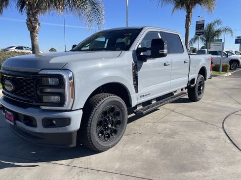 New 2026 Ford F250 Lariat w/ Black Appearance Package image 1