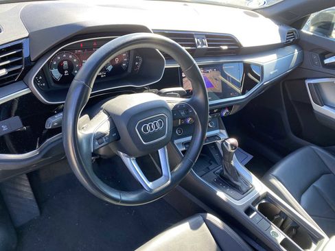 Used 2024 Audi Q3 2.0T Premium image 12