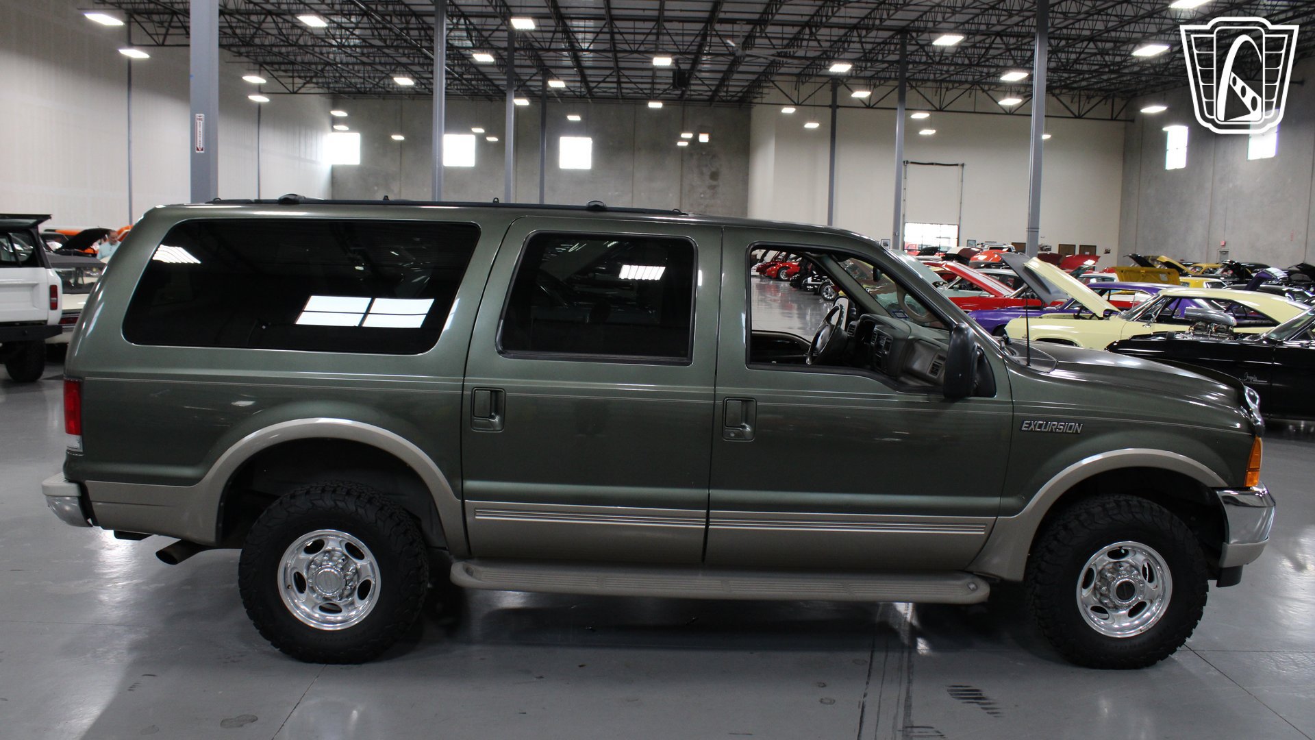 Used 2001 Ford Excursion Limited AWD/4WD image 34
