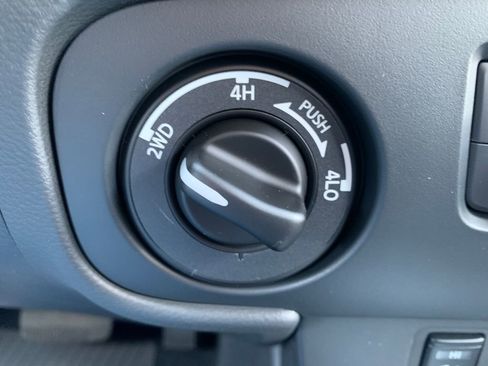 New 2026 Nissan Frontier SV image 20