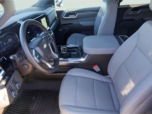 Certified 2025 Chevrolet Silverado 1500 LTZ w/ LTZ Premium Texas Edition image 12