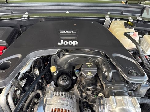 Used 2021 Jeep Gladiator Rubicon image 41