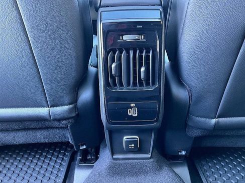 New 2026 Jeep Compass Trailhawk w/ Sun, Sound & Navigation Group image 32