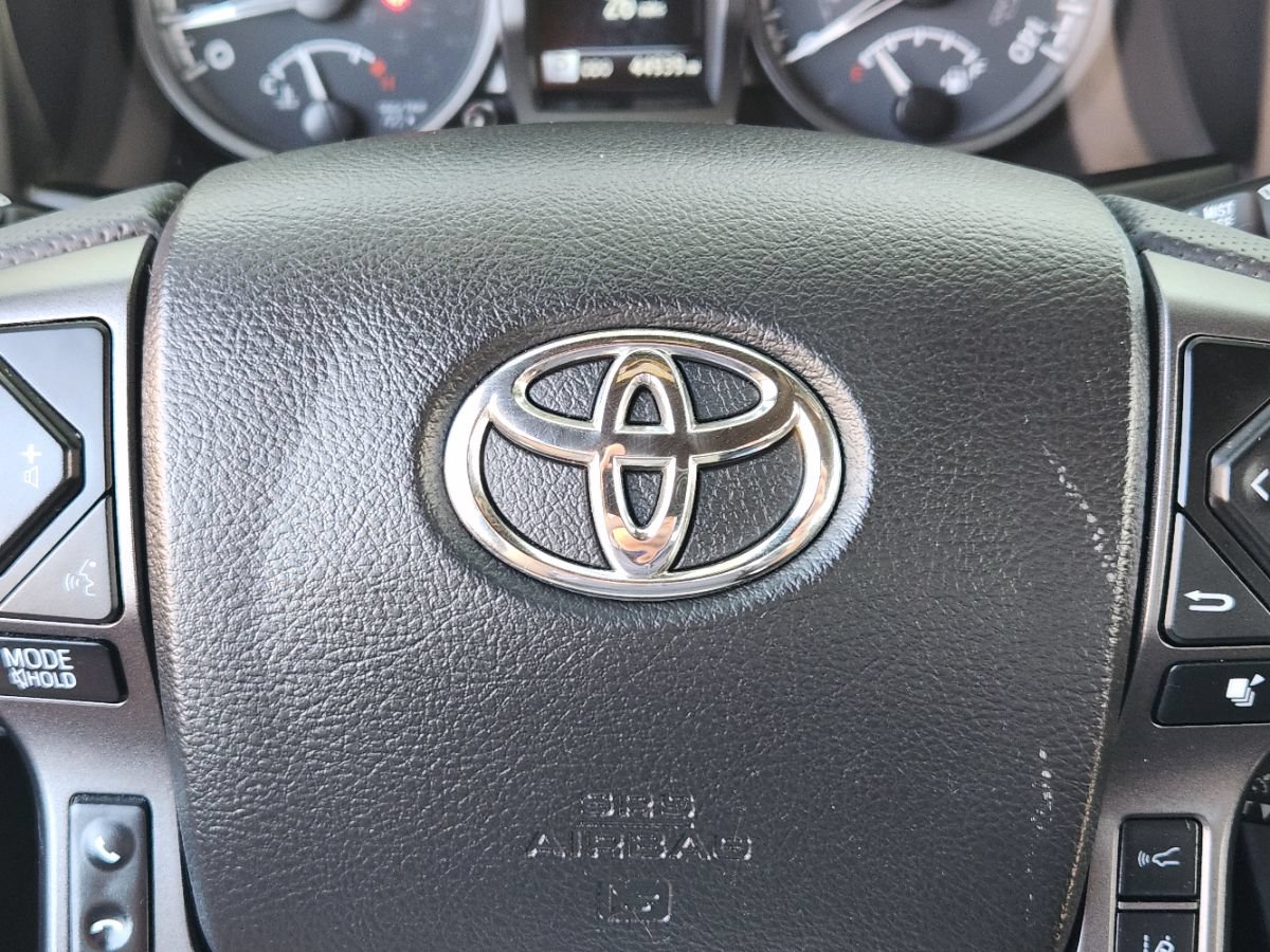 Used 2022 Toyota Tacoma TRD Off-Road AWD/4WD image 47