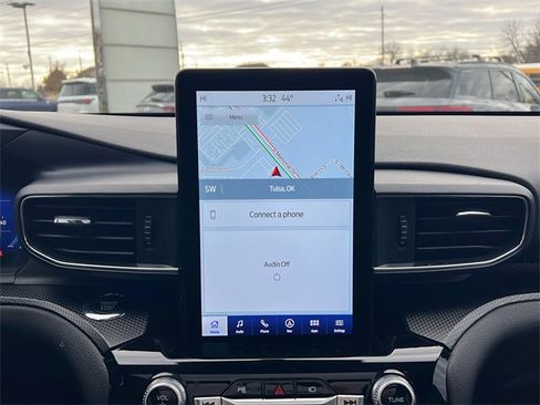 Used 2023 Ford Explorer ST w/ Equipment Group 401A image 13