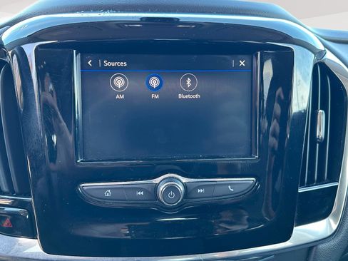 Certified 2020 Chevrolet Traverse LS image 9