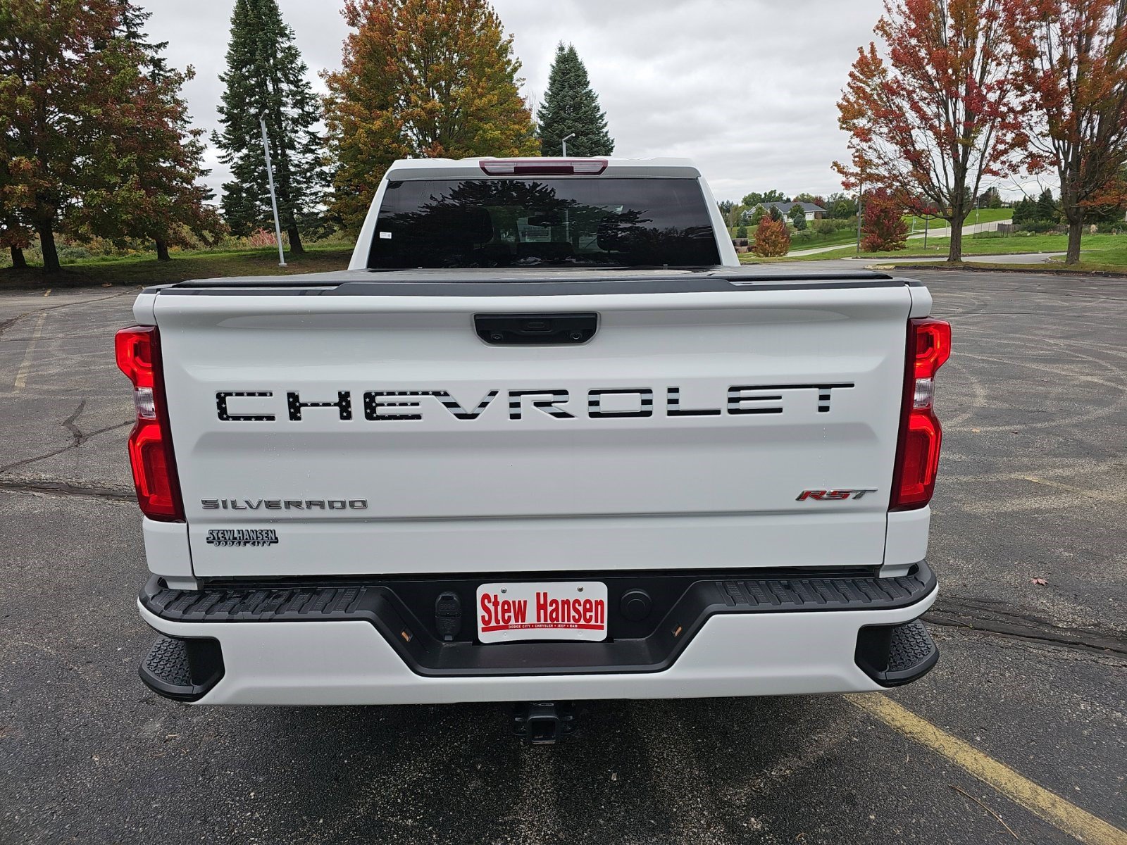 Used 2024 Chevrolet Silverado 1500 RST AWD/4WD image 6