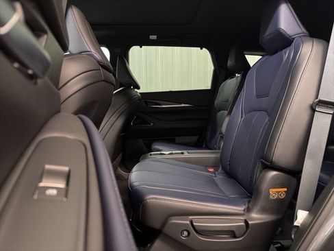 Certified 2026 INFINITI QX60 Sport w/ Dark Cargo Package AWD/4WD image 29