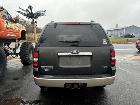Used 2007 Ford Explorer Eddie Bauer image 6