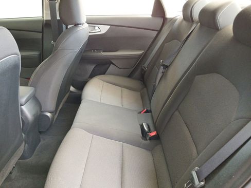 Used 2024 Kia Forte LXS w/ LXS Technology Package image 13