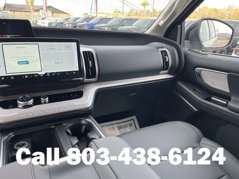 New 2026 Ford Expedition Active RWD image 17
