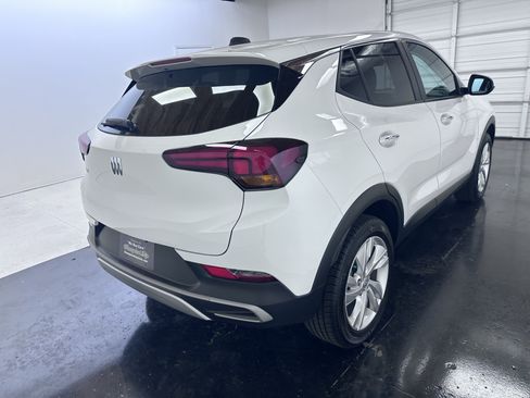 Used 2024 Buick Encore GX Preferred AWD/4WD image 16