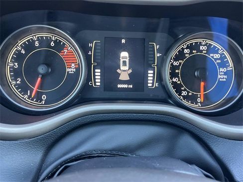 Used 2017 Jeep Cherokee Latitude w/ Safety/Convenience Group image 36