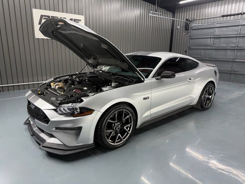 Used 2019 Ford Mustang GT Premium w/ Performance Package - Level 2 image 1