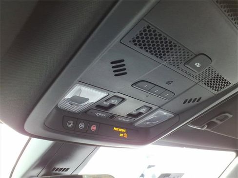 Certified 2025 Cadillac XT5 Premium Luxury image 25