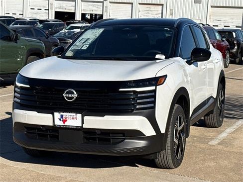 New 2026 Nissan Kicks SV image 4