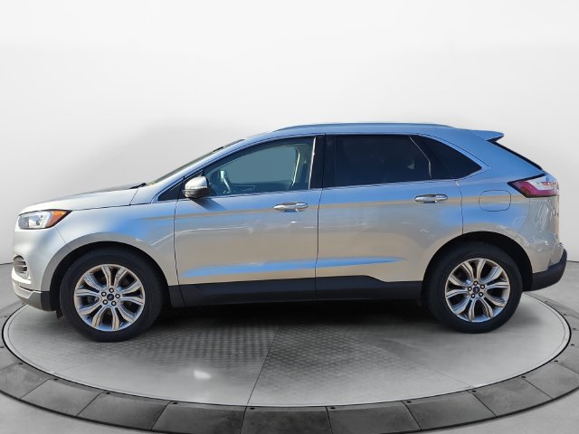 Used 2020 Ford Edge Titanium w/ Cargo Accessory Package FWD image 2