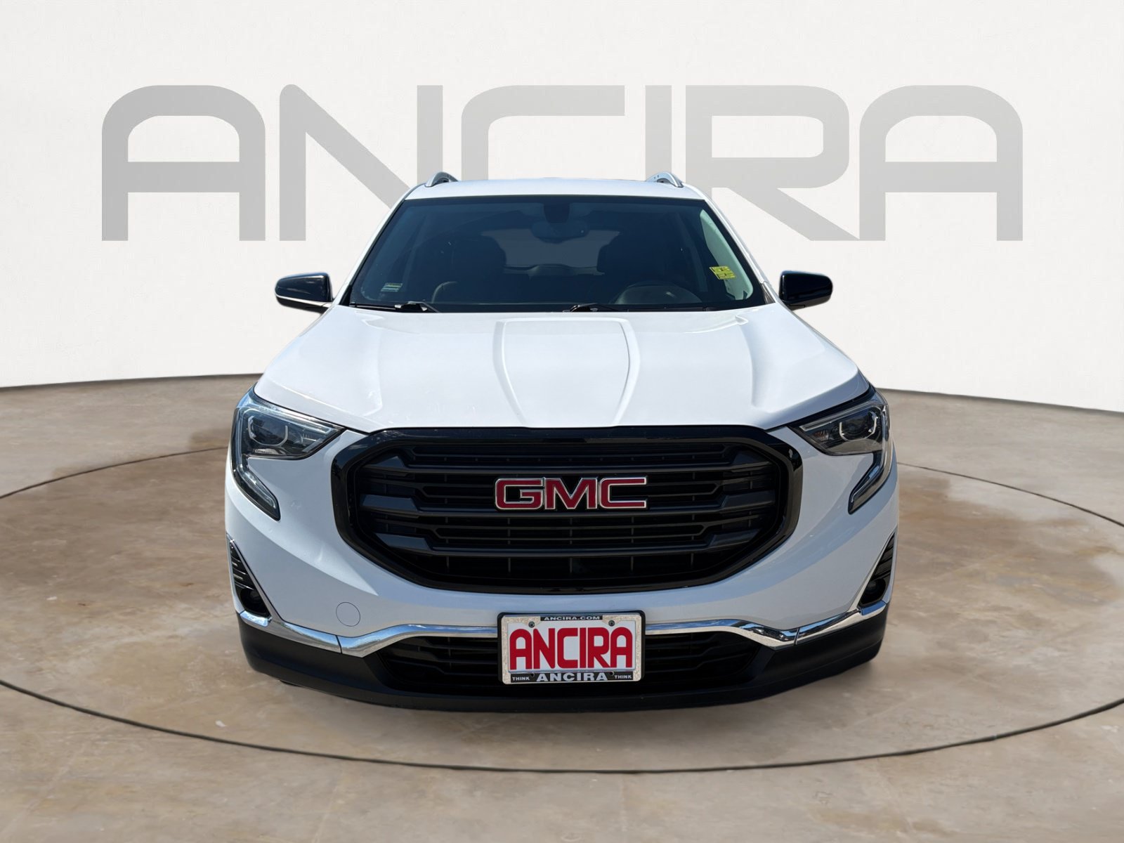 Used 2018 GMC Terrain SLT w/ LPO, Black Accent Package FWD image 4