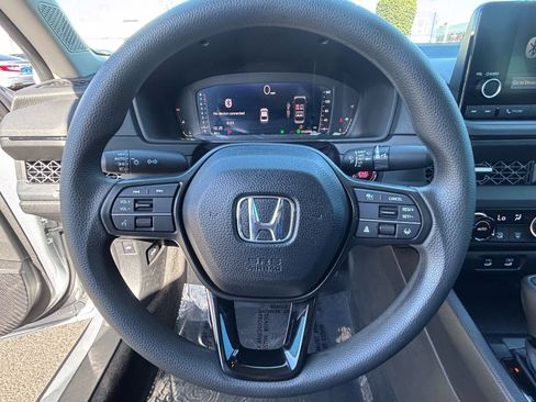 Certified 2025 Honda Accord SE image 22