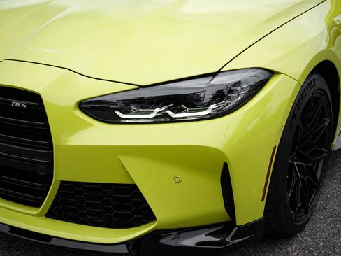 Used 2023 BMW M4 Coupe w/ Executive Package RWD image 6