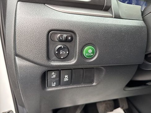 Used 2021 Honda Passport EX-L image 17