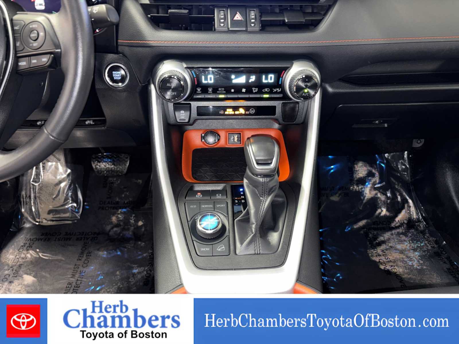 Used 2024 Toyota RAV4 Adventure AWD/4WD image 12