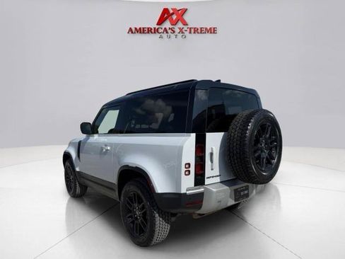 Used 2021 Land Rover Defender 90 AWD/4WD image 4