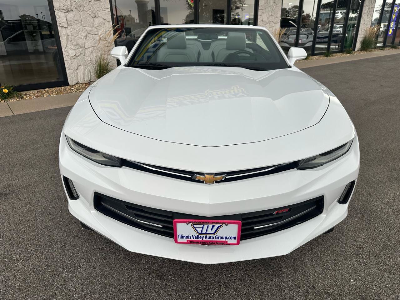 Used 2018 Chevrolet Camaro LT RWD image 10