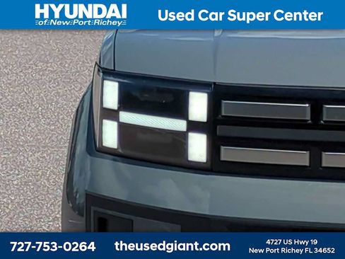 Used 2024 Hyundai Santa Fe SEL FWD image 9