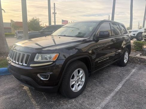 Used 2014 Jeep Grand Cherokee Laredo RWD image 5