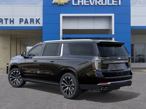 New 2026 Chevrolet Suburban High Country image 3