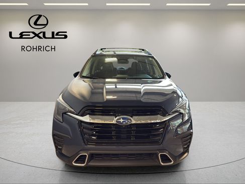 Used 2024 Subaru Ascent Touring AWD/4WD image 2