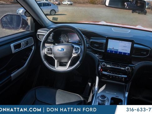 Used 2022 Ford Explorer Limited w/ Equipment Group 301A image 15