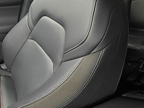 Used 2025 Nissan Pathfinder SL image 26