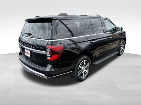 Used 2024 Ford Expedition Limited image 4