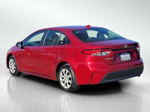 Used 2024 Toyota Corolla LE image 6