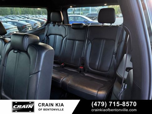 Used 2022 Jeep Wagoneer Series III RWD image 26