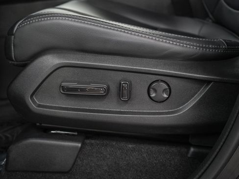Used 2023 Honda Pilot EX-L image 28