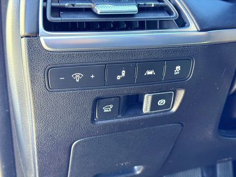 Used 2020 Hyundai Palisade Limited image 15