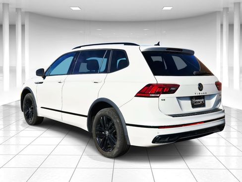 Used 2022 Volkswagen Tiguan SE R-Line image 5