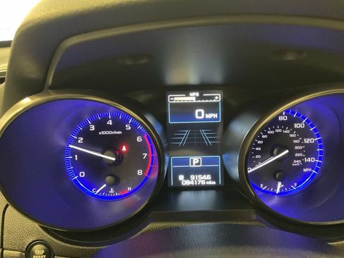 Used 2016 Subaru Outback 2.5i Limited AWD/4WD image 2