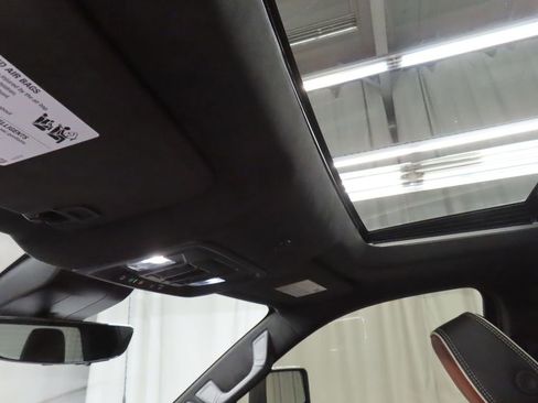 Used 2025 GMC Sierra 2500 Denali Ultimate w/ Max Trailering Package image 25