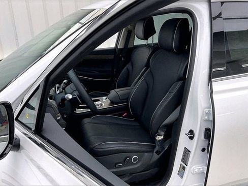 New 2026 Genesis GV80 2.5T Advanced AWD/4WD image 32