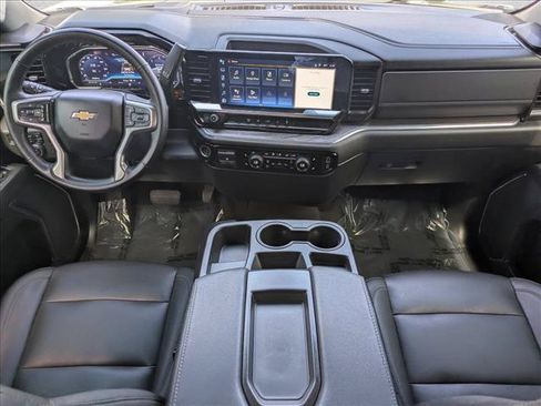 Used 2024 Chevrolet Silverado 2500 LTZ AWD/4WD image 16