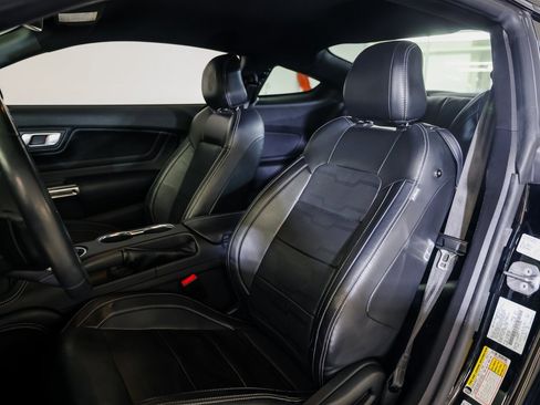 Used 2022 Ford Mustang GT Premium w/ Equipment Group 401A image 5